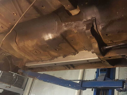 Chassis connectors for VFVG Valiant Hardtop 